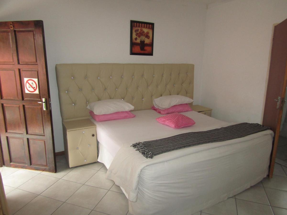 Tzaneen Guest House Esterno foto
