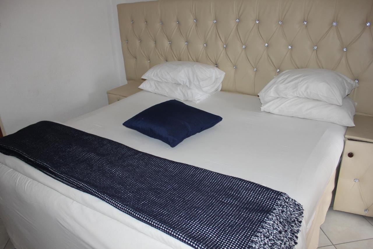 Tzaneen Guest House Esterno foto